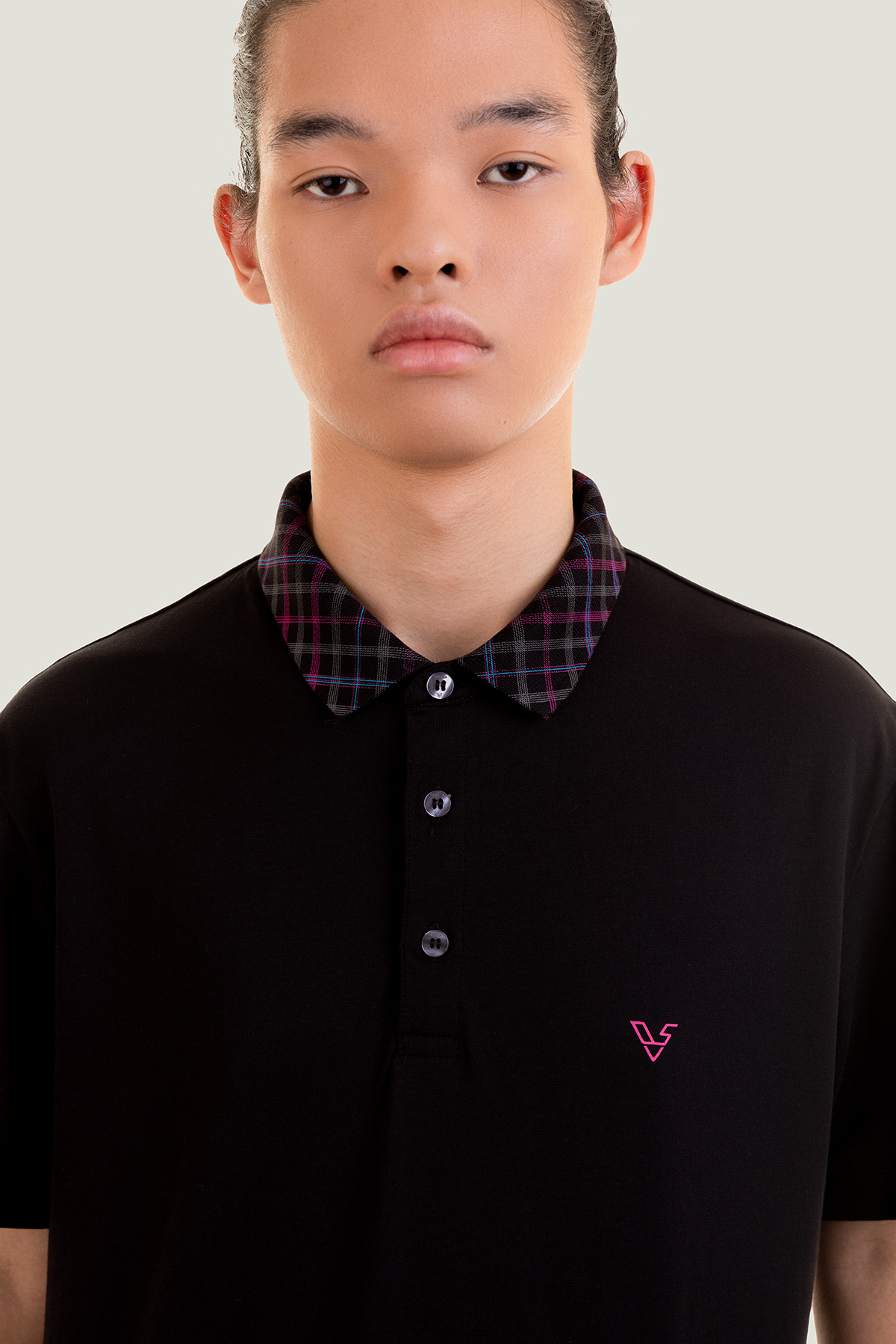 colorful-collar-b-black-hover