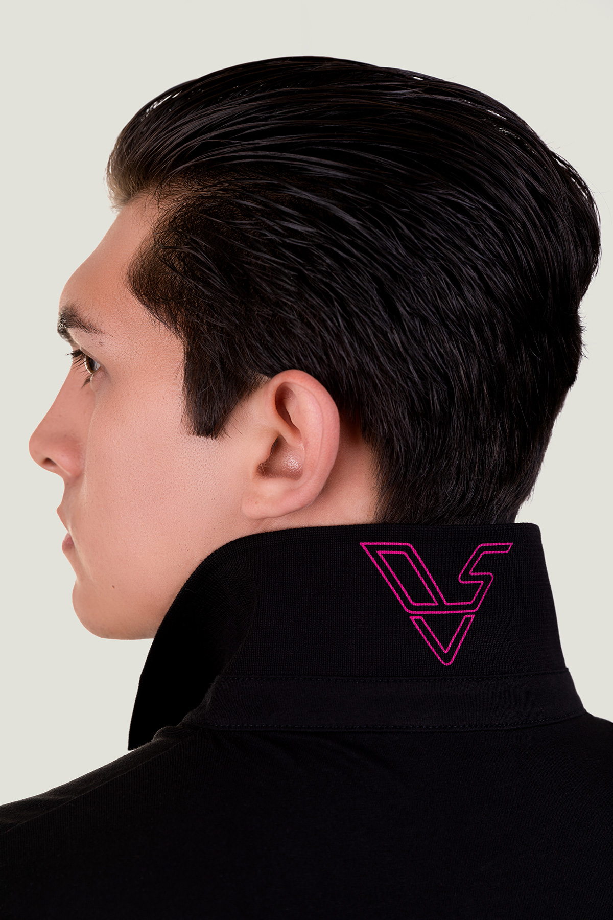 straight-lines-black-hover