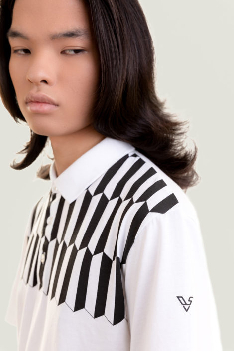 white-black-b-white-hover